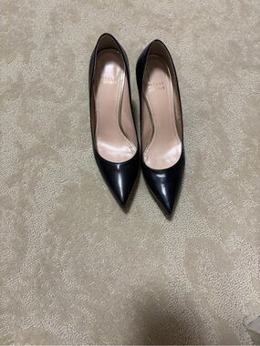 Stuart Weitzman Black Leather Pointed-Toe Pumps